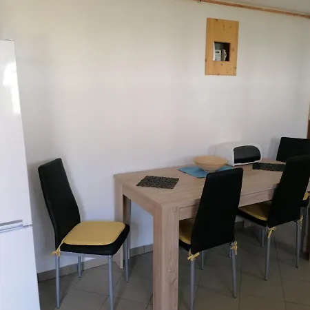 Csonakos Vendeghaz Εξοχικό σπίτι *